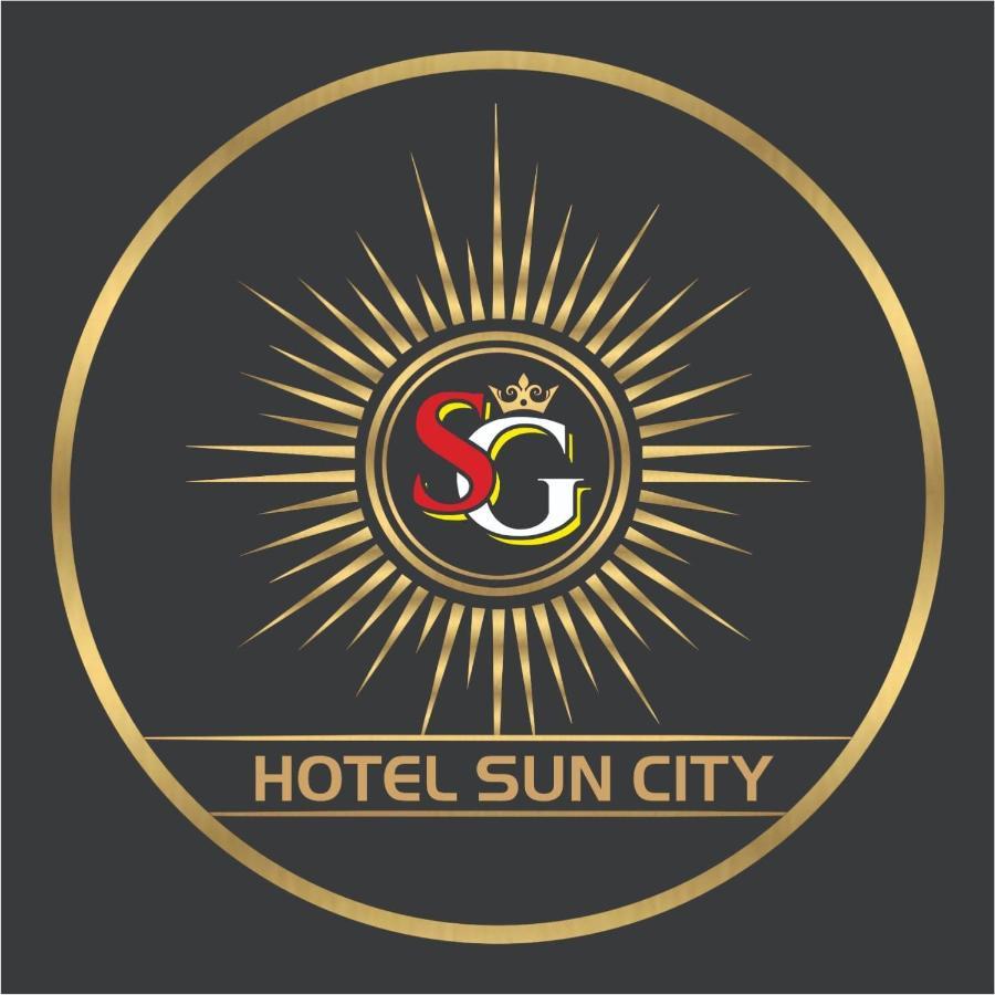 Hotel Suncity 아흐메다바드 외부 사진